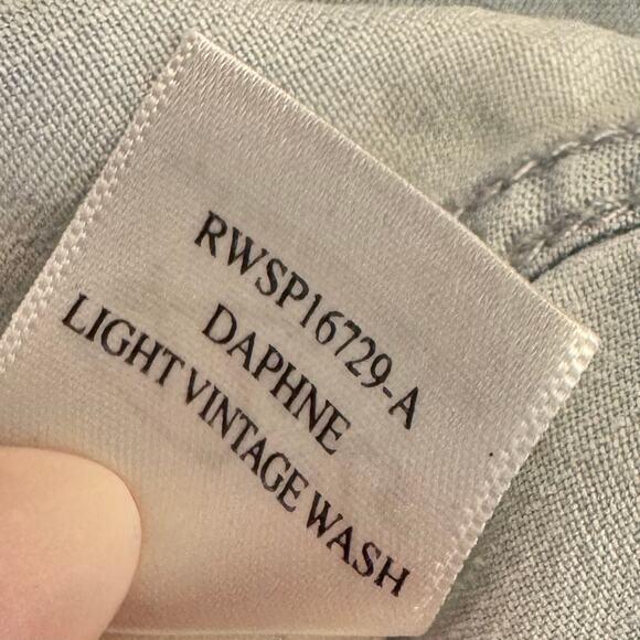 Rails Daphne Chambray Button Up Shirt Raw Hem XS - Picture 5 of 11